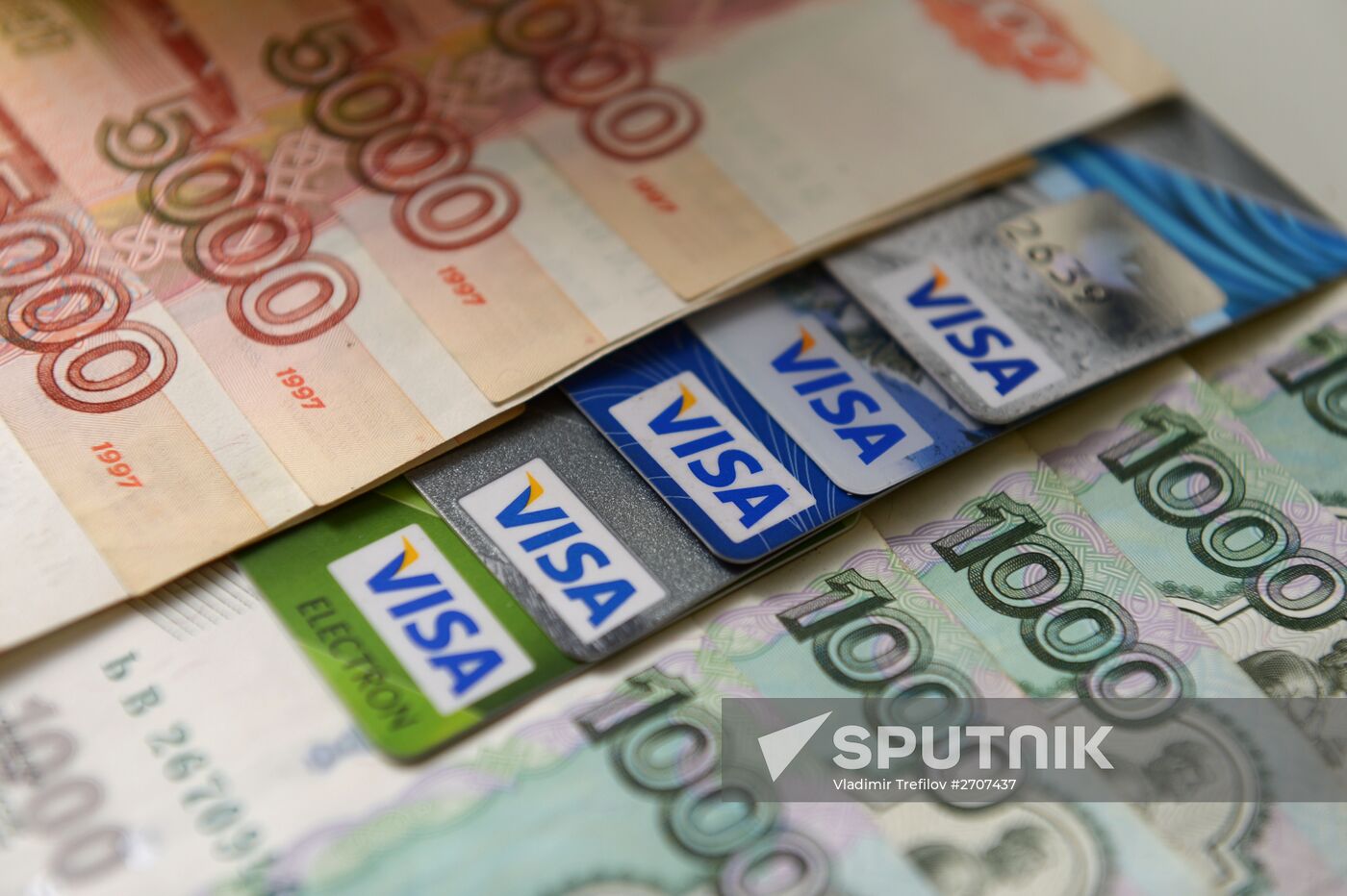 Visa ceases to guarantee transactions inside Russia starting from October 1