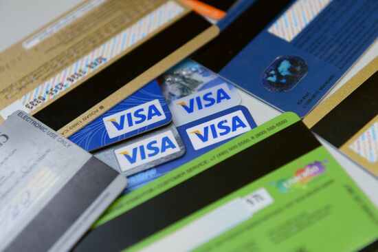 Visa ceases to guarantee transactions inside Russia starting from October 1