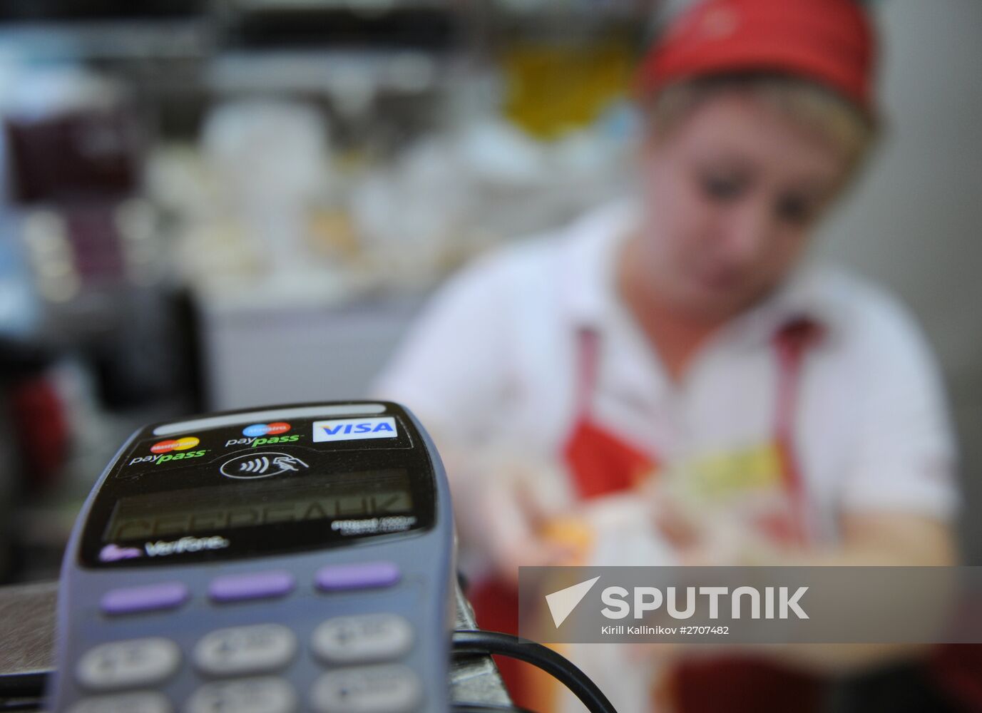 Visa ceases to guarantee transactions inside Russia starting from October 1