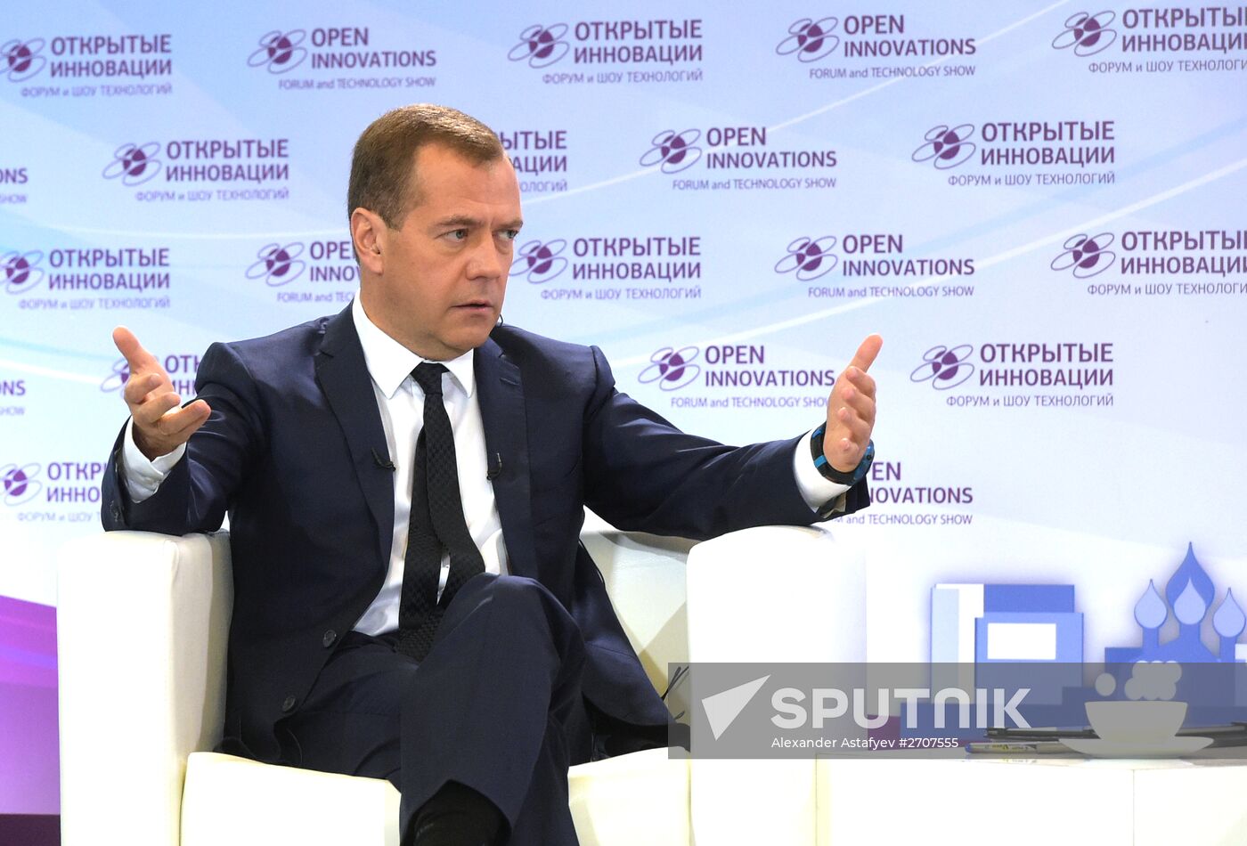 Prime Minister Dmitry Medvedev visits Skolkovo on its fifth birthday