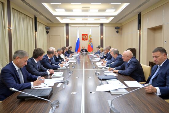 President Vadimir Putin holds a meeting on microelectronics development