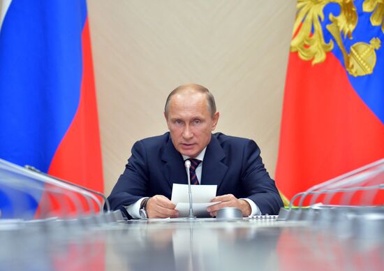 President Vadimir Putin holds a meeting on microelectronics development