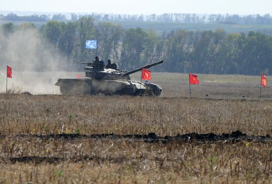 Competitions of tank crews completed in DPR