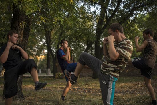 DND Mospino military patriotic club in Donetsk Region