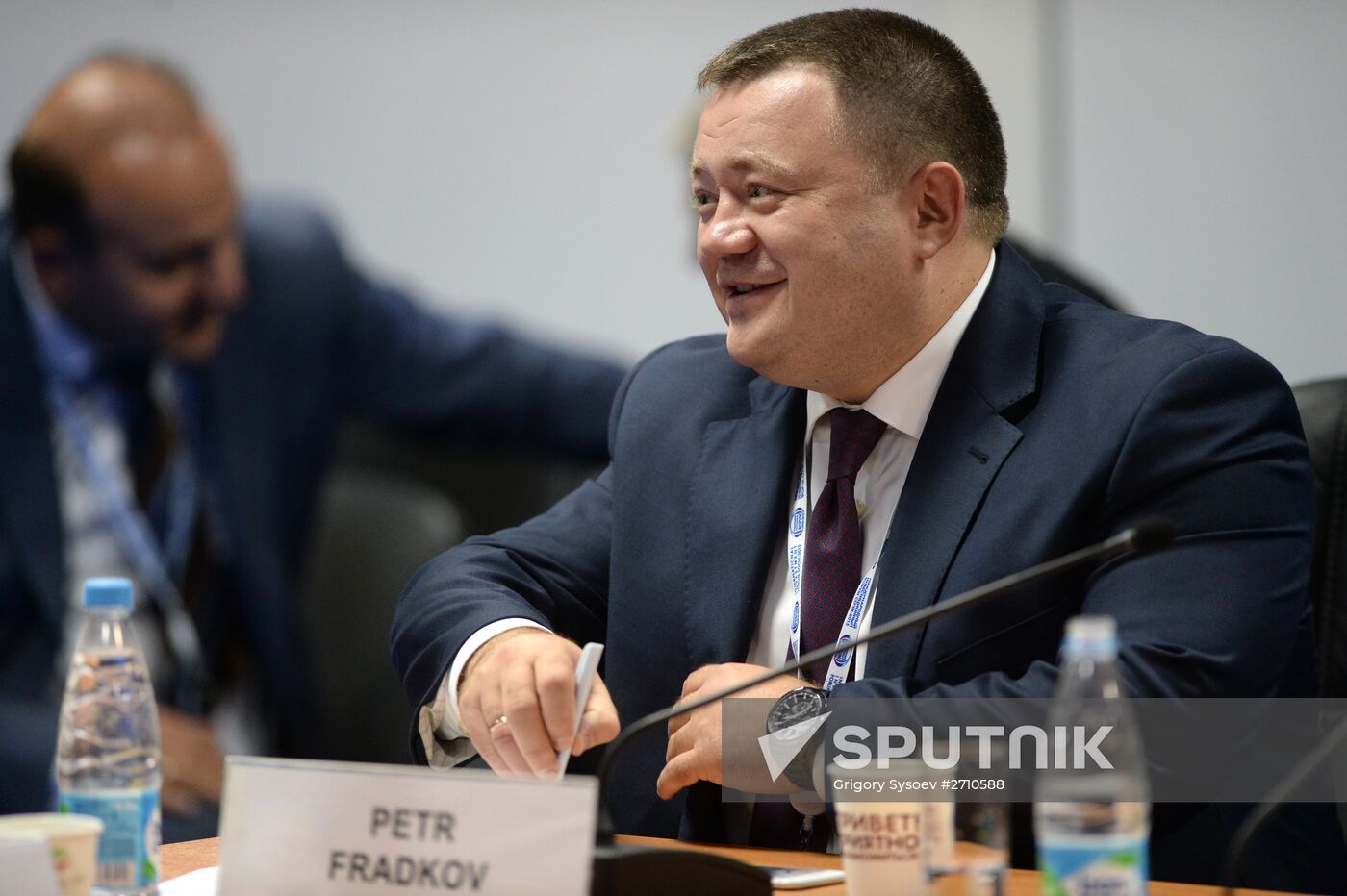 Round table ‘Realizing Export Potential. The Devaluation Effect And Measures Of State Support’ at Sochi 2015 Forum