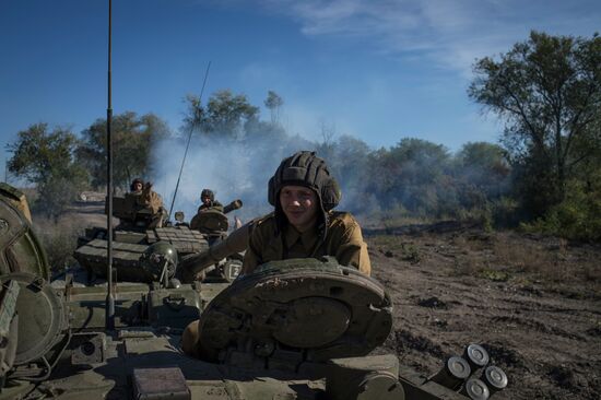 Withdrawal of weapons below 100mm began in Luhansk People's Republic