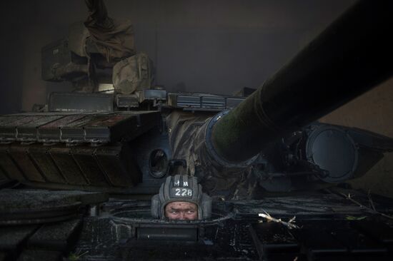 Withdrawal of weapons below 100mm began in Luhansk People's Republic