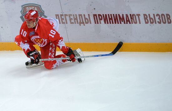 Hockey. Legends Accept the Challenge exhibition match