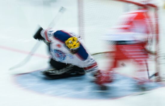 Hockey. Legends Accept the Challenge exhibition match