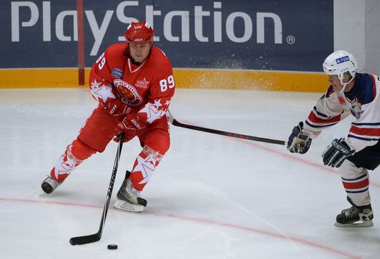 Hockey. Legends Accept the Challenge exhibition match