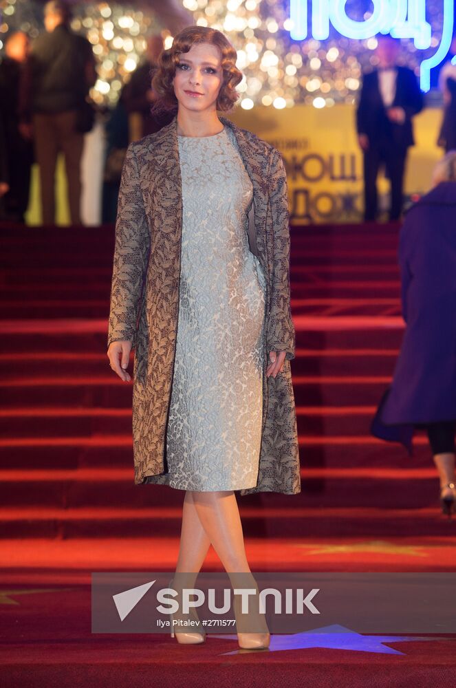 Singing in the Rain musical opening night
