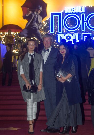 Singing in the Rain musical opening night