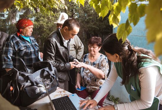 Early voting in Kyrgyzstani parliamentary elections