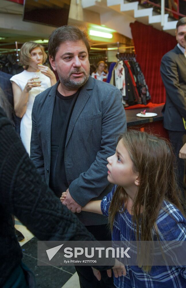 Singing in the Rain musical opening night