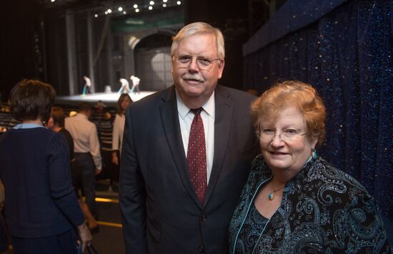 Singing in the Rain musical opening night