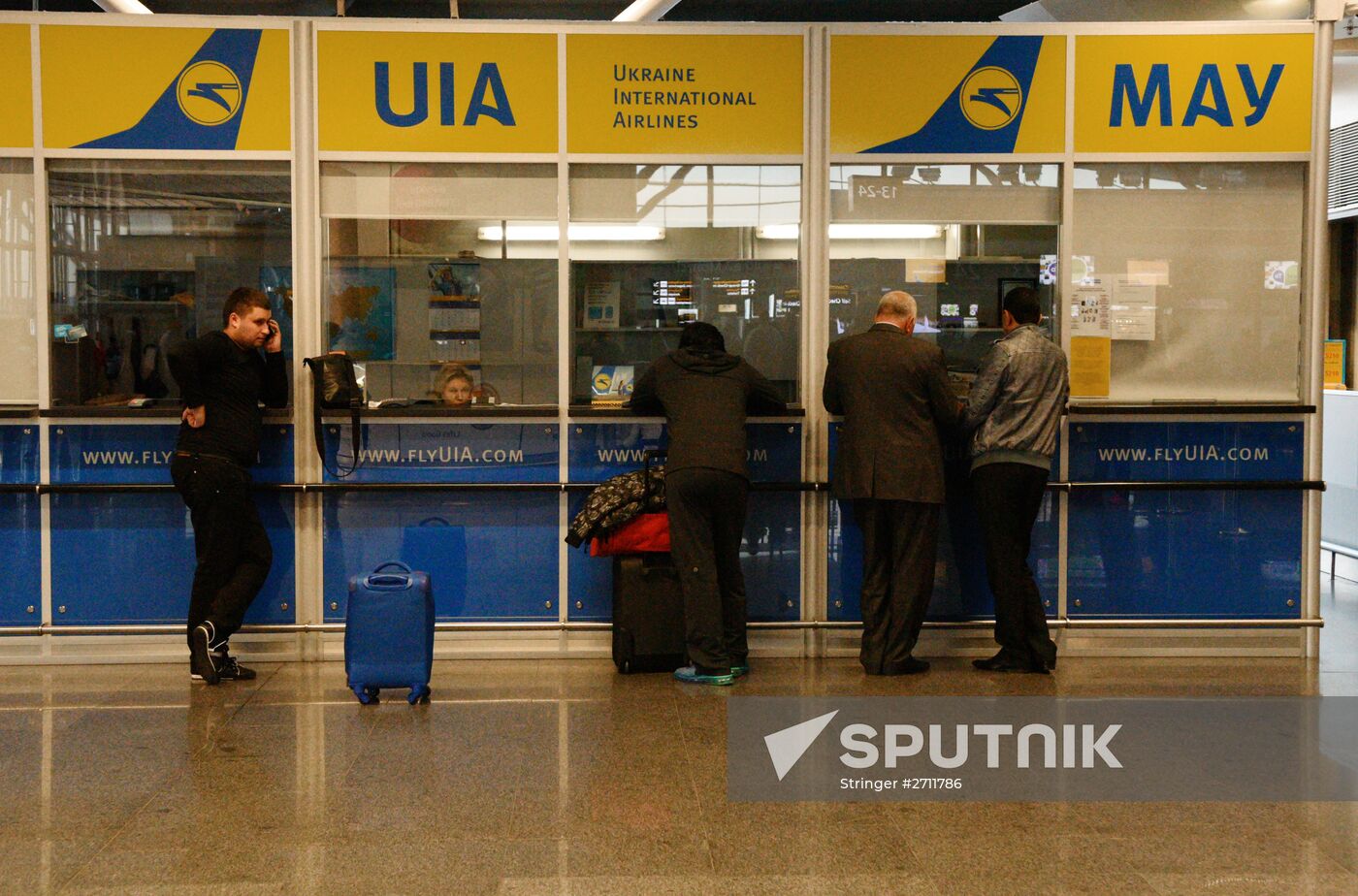 Russia, Ukraine's reciprocal air flight bans to take effect on October 25