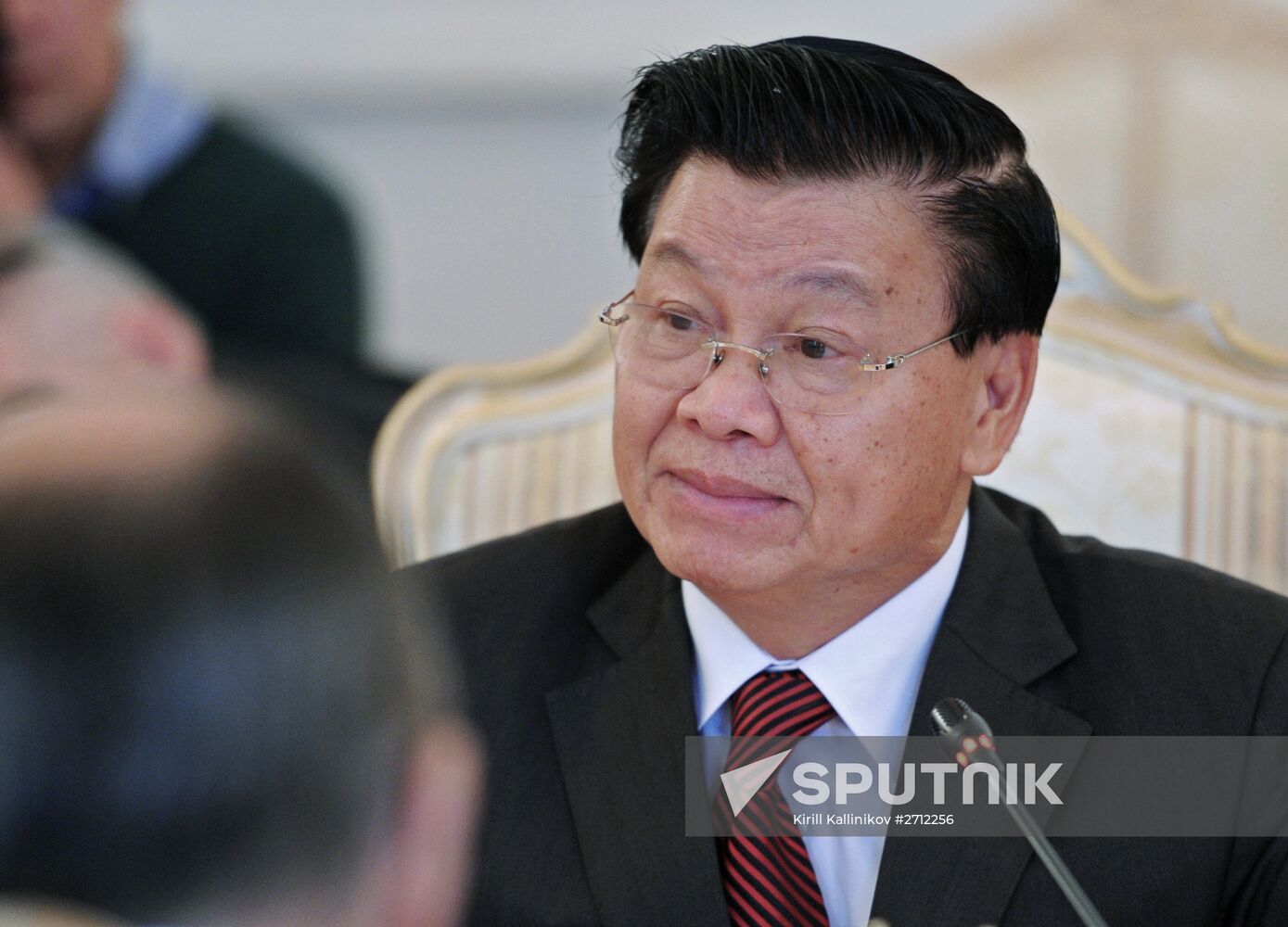 Russian Foreign Minister Sergei Lavrov meets with his Laotian counterpart Thongloun Sisoulith