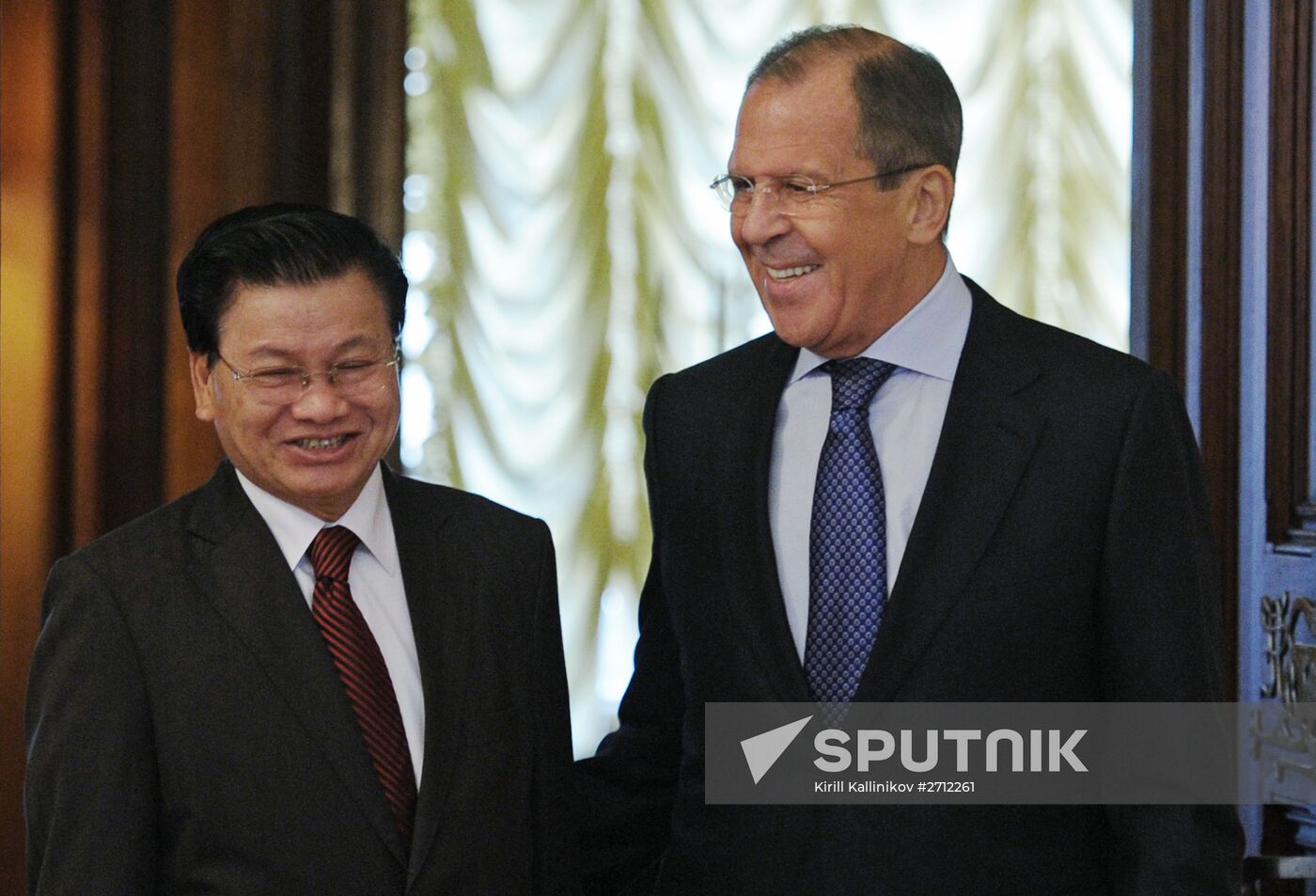 Russian Foreign Minister Sergei Lavrov meets with his Laotian counterpart Thongloun Sisoulith