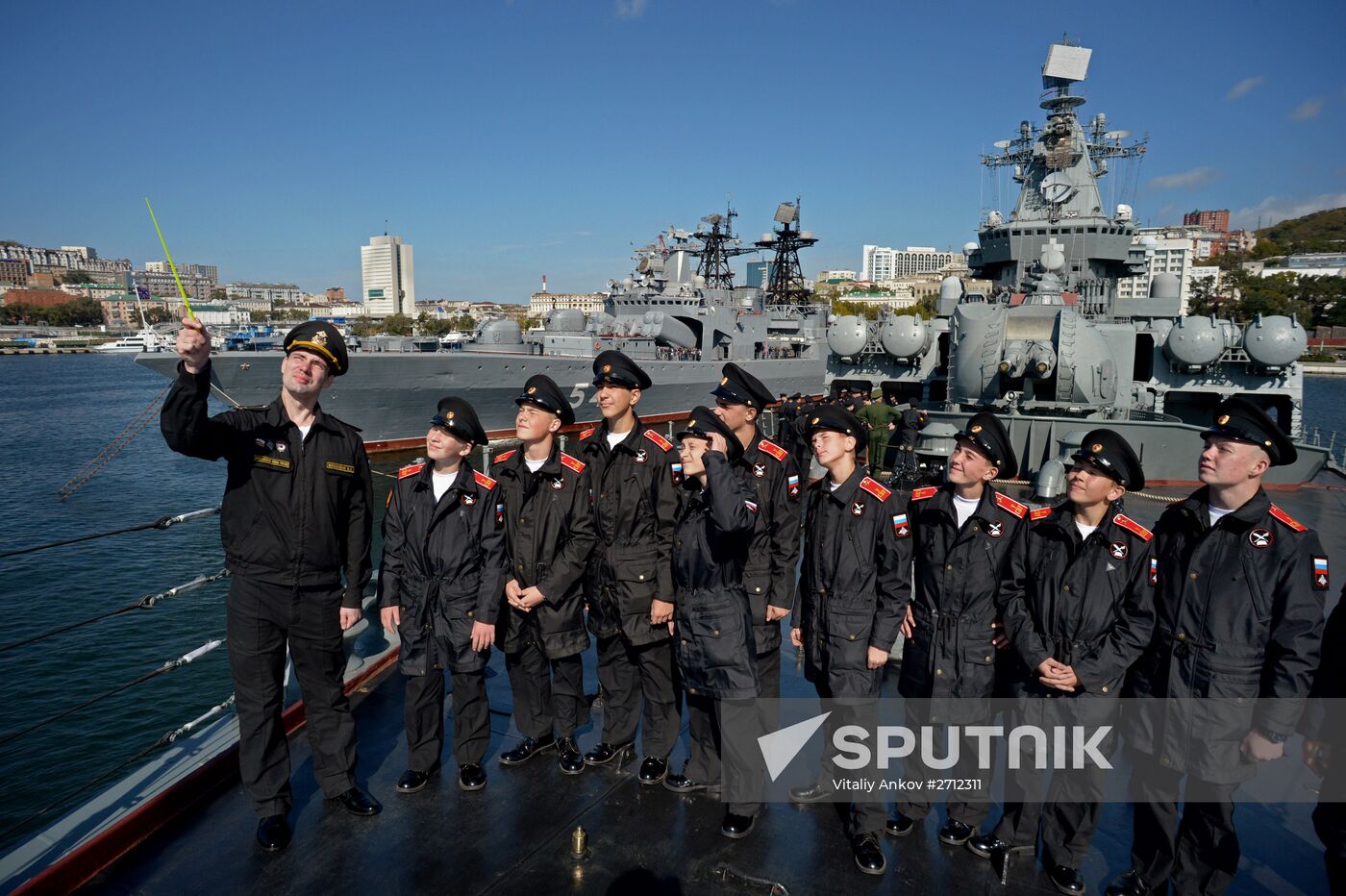 Russian Defense Ministry's Innovation Day exhibition opens in Vladivostok