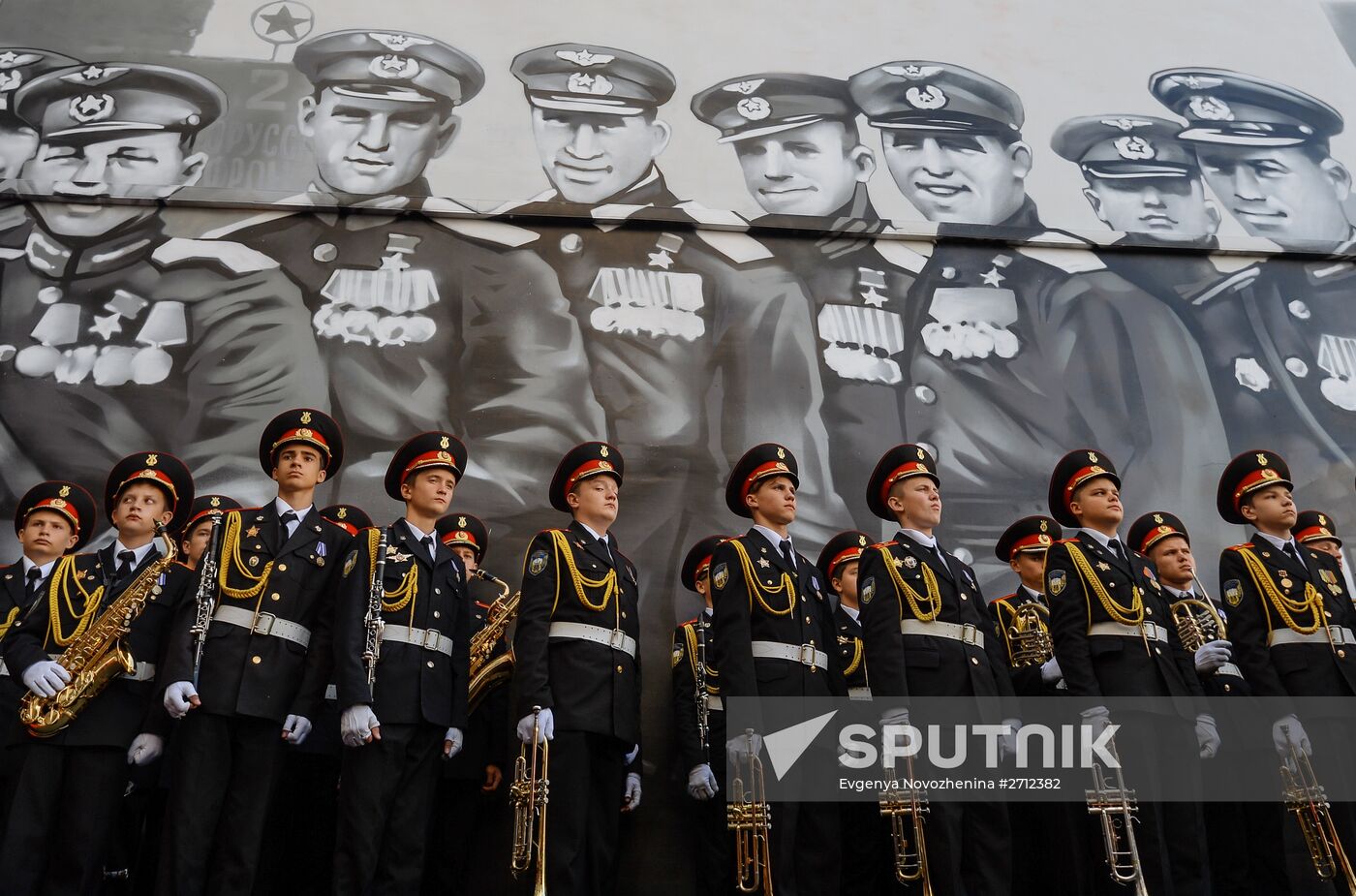 Graffiti art project depicting heroes of Great Patriotic War