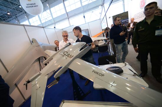 Russian Defense Ministry's Innovation Day 2015