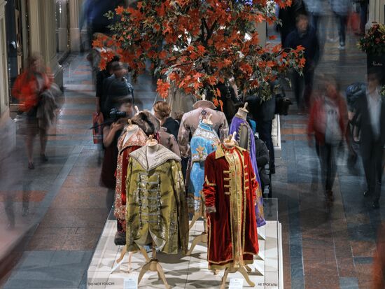 Ancient Costume in Films exhibition by Gorky Film Studios opens at GUM department store