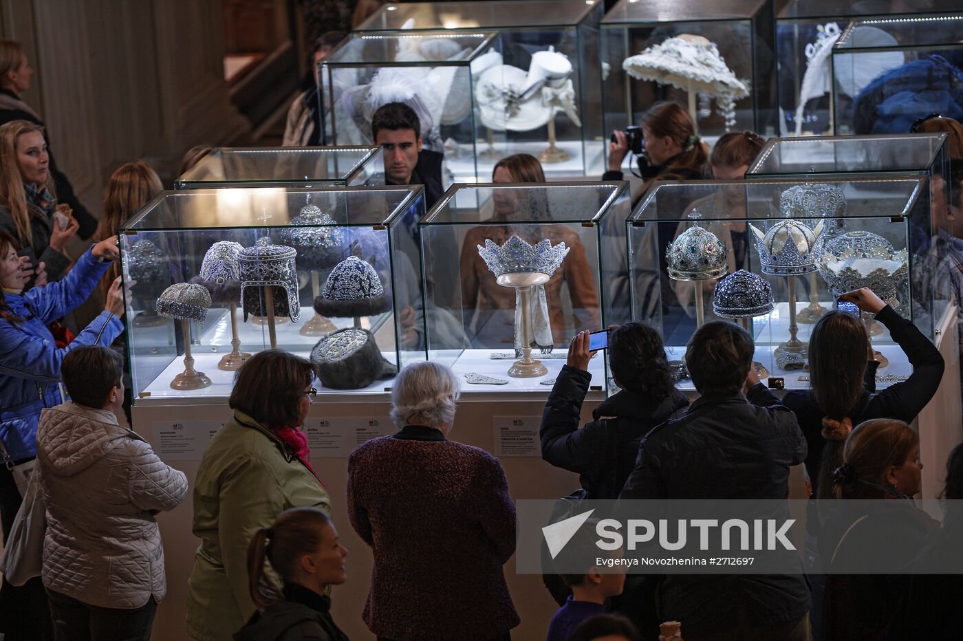 Ancient Costume in Films exhibition of the Gorky Film Studios opens in GUM shopping centre