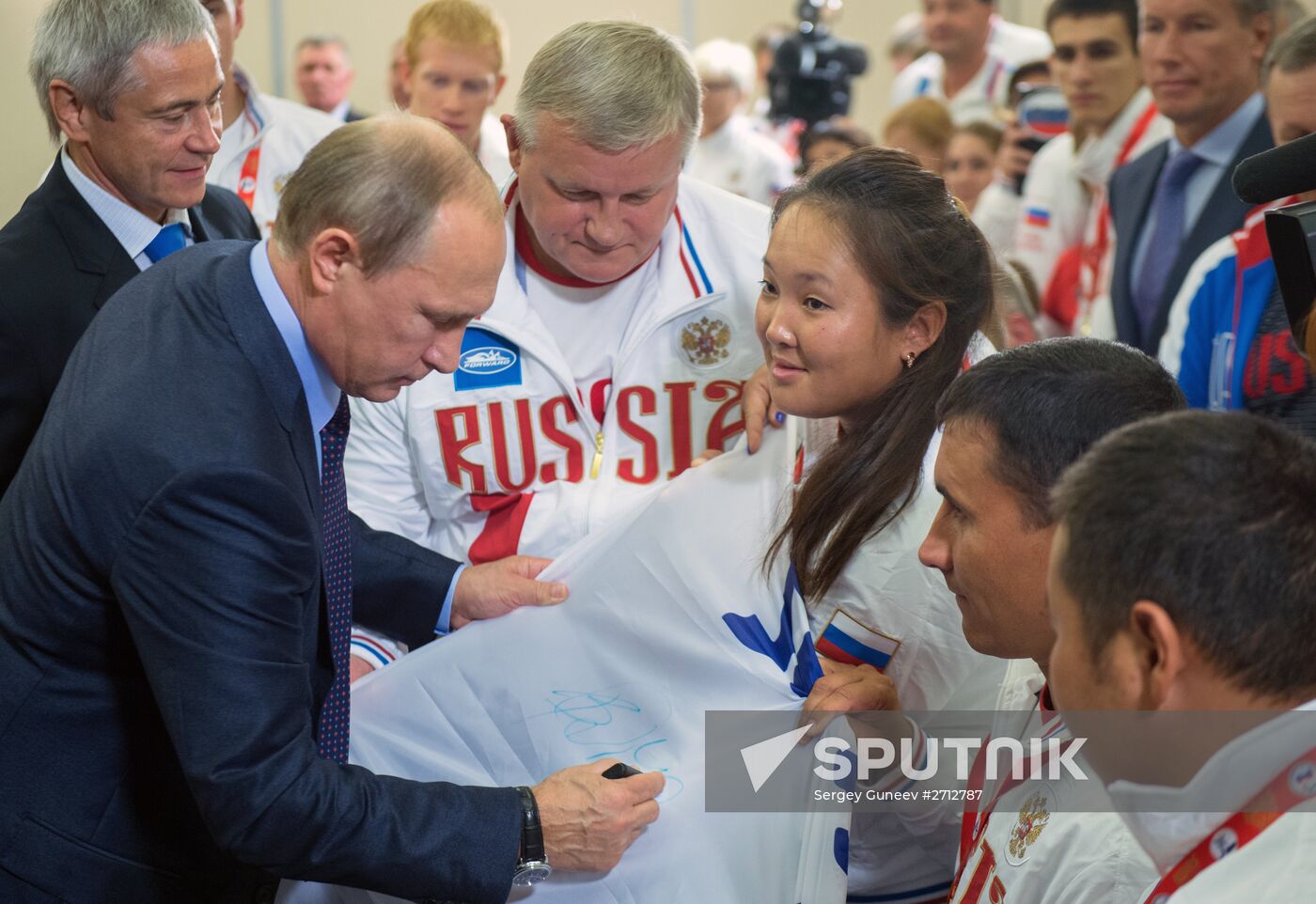 President Putin meets with participants of IWAS World Games 2015