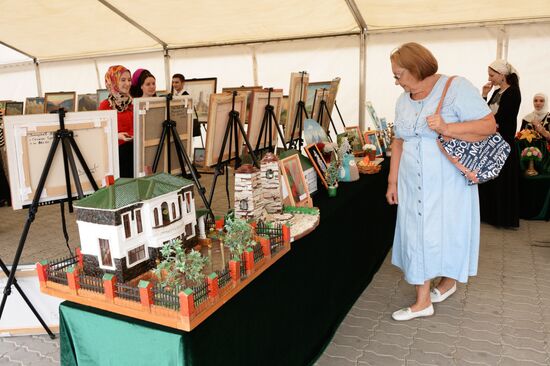 Grozny celebrates City Day