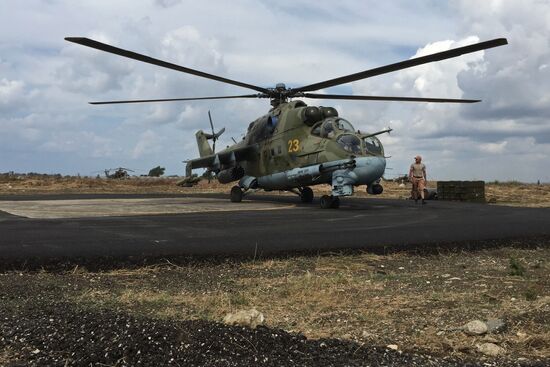 Russia uses helicopters in the operation against the IS in Syria