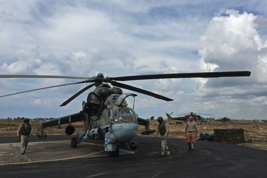 Russia uses helicopters in the operation against the IS in Syria