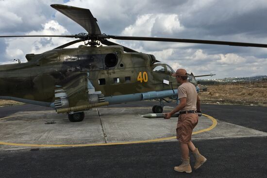 Russia uses helicopters in the operation against the IS in Syria