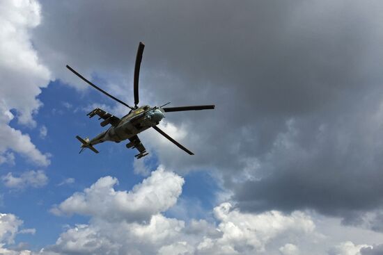 Russia uses helicopters in the operation against the IS in Syria