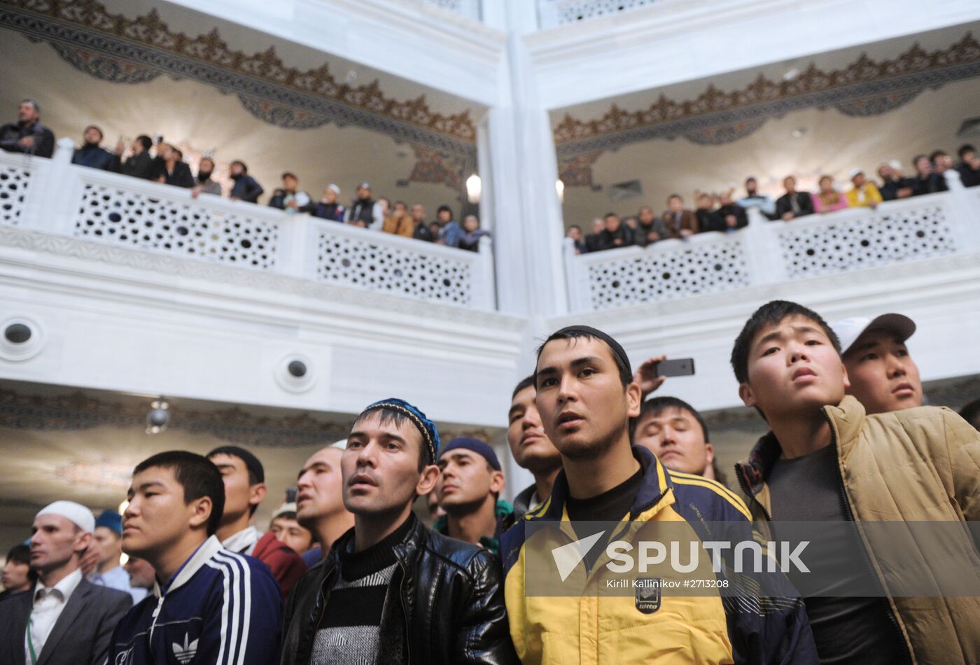 Prophet Muhammad's hair, one of Islam's greatest relics, arrives at Moscow Cathedral Mosque