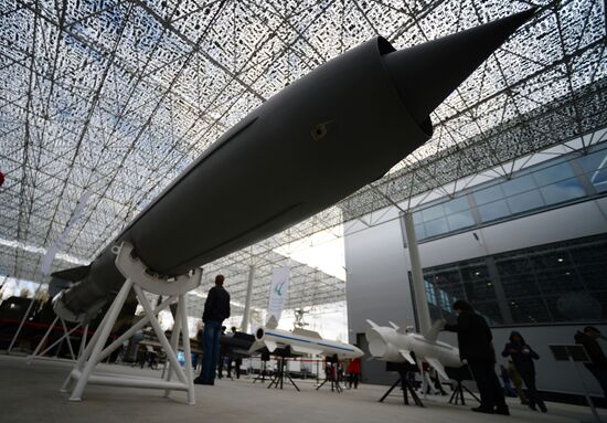 Innovations Day of the Russian Defense Ministry-2015. Day Two
