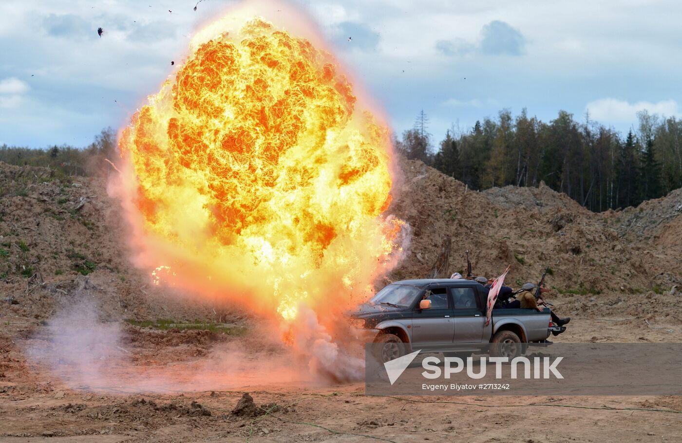 Innovations Day of the Russian Defense Ministry-2015. Day Two