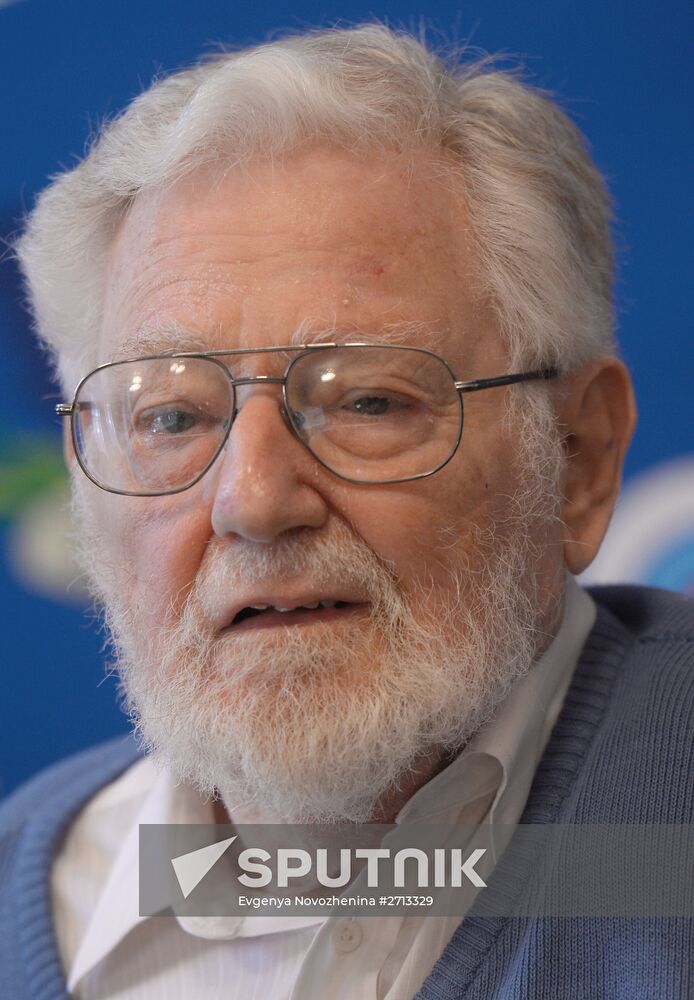 News conference by American political scientist William Blum