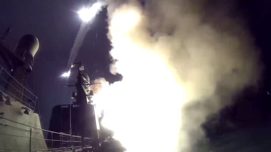 Caspian Flotilla ships fire missiles to attack ISIL positions in Syria
