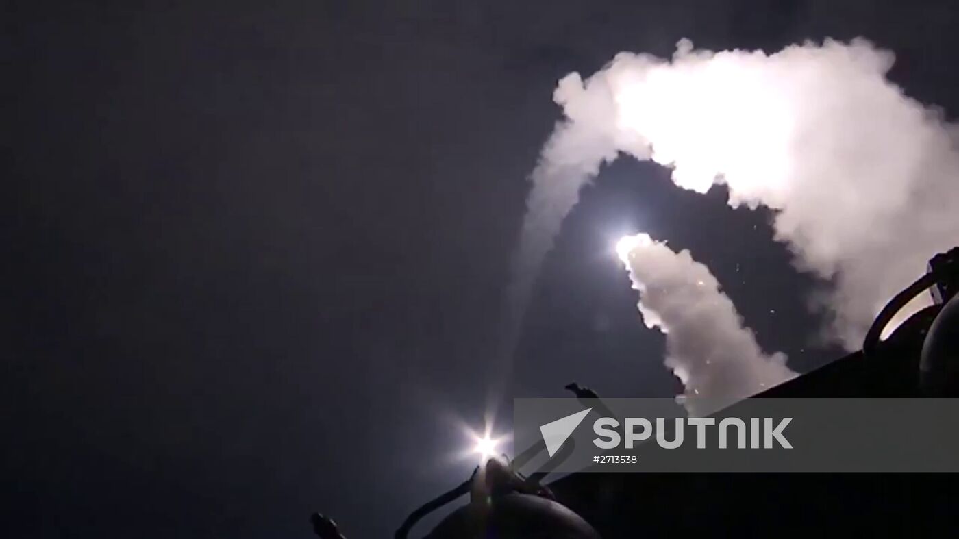 Caspian Flotilla ships fire missiles to attack ISIL positions in Syria