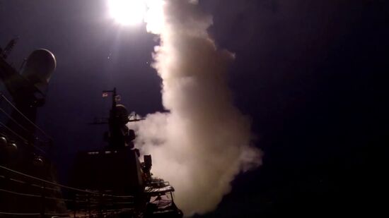 Caspian Flotilla ships fire missiles to attack ISIL positions in Syria