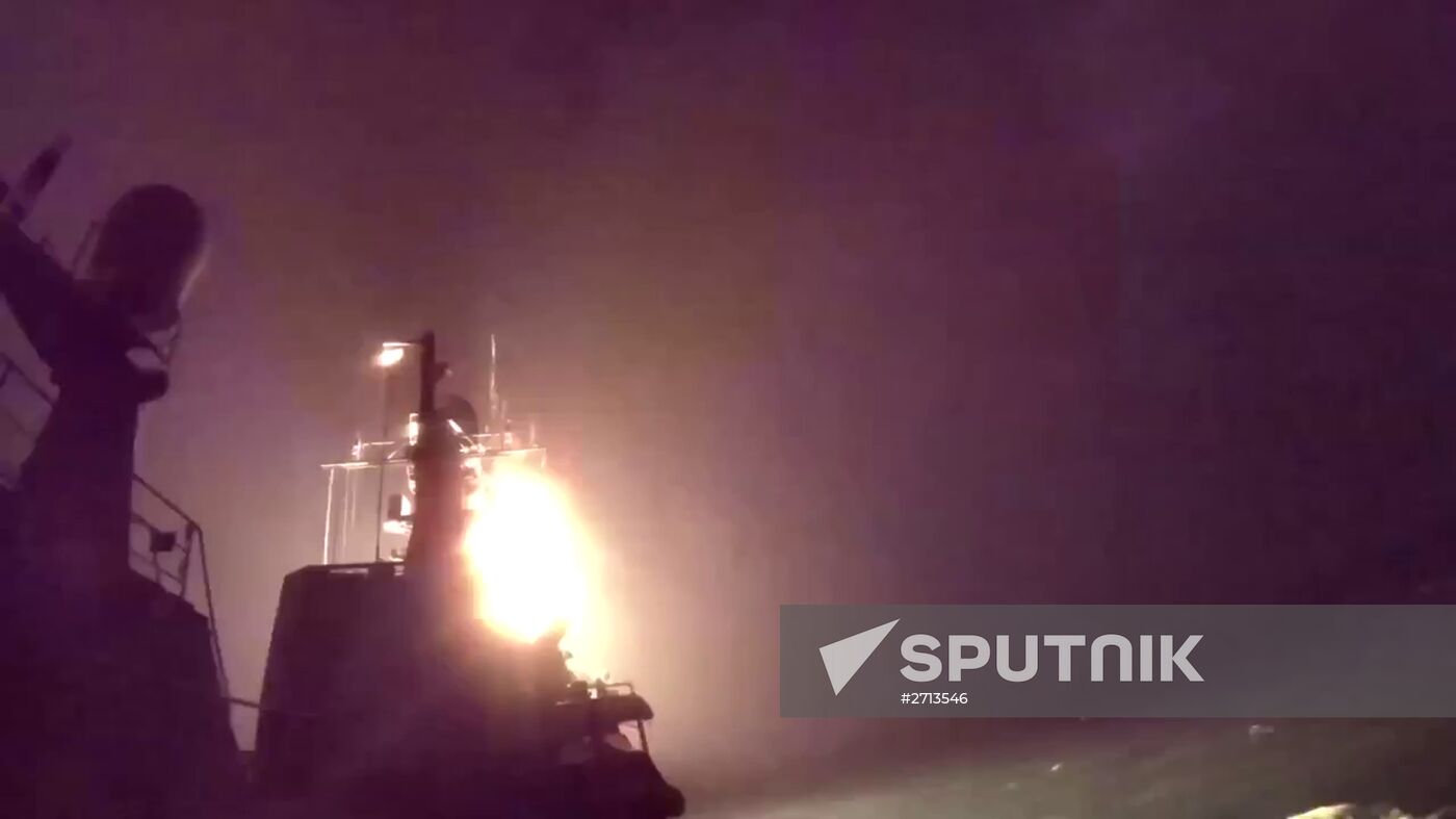 Caspian Flotilla ships fire missiles to attack ISIL positions in Syria