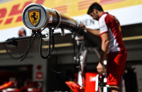 Preparations for Russian stage of Formula One World Championship