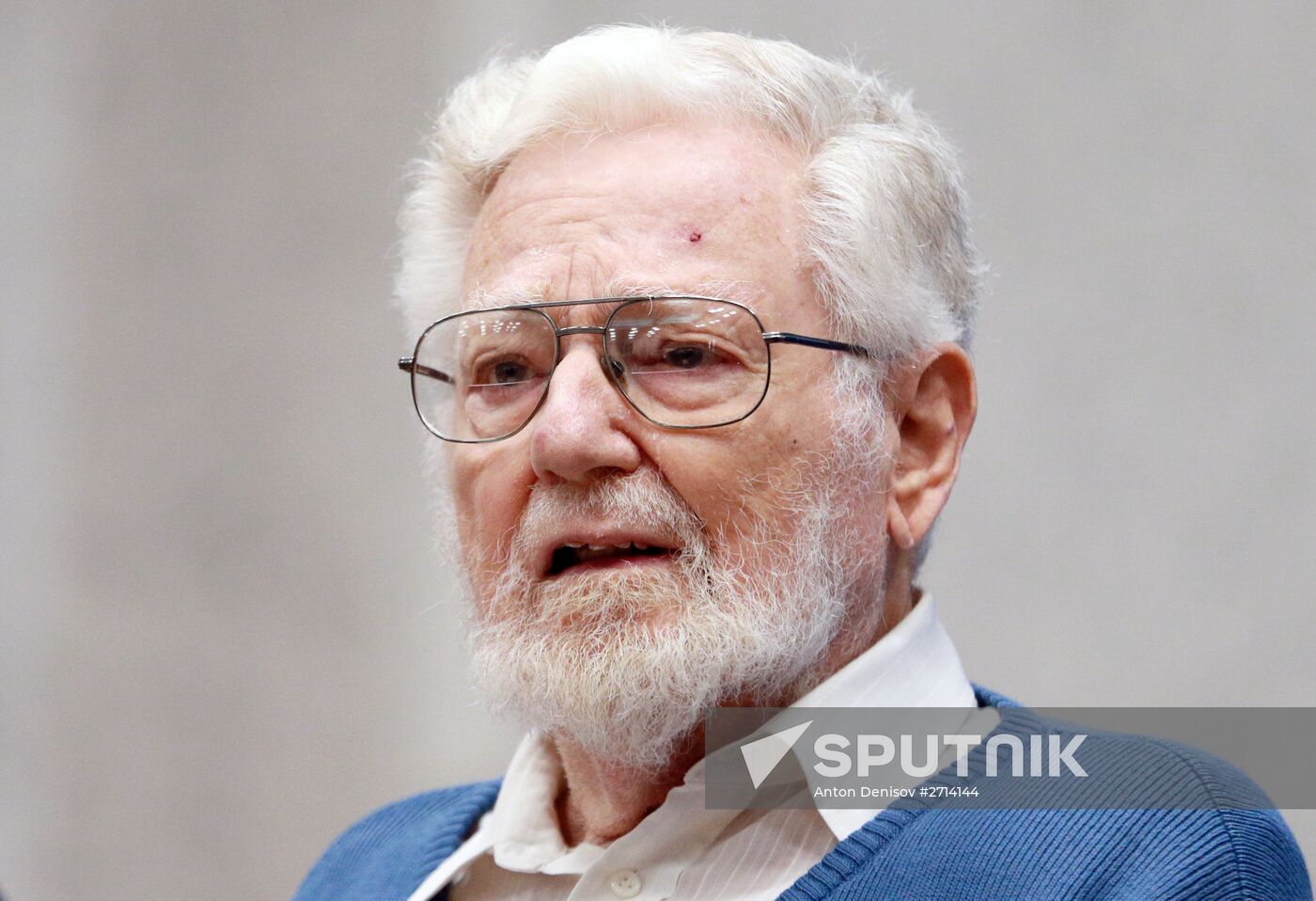 News conference by American political scientist William Blum