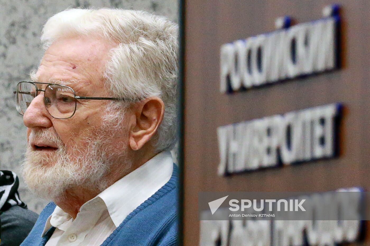 News conference by American political scientist William Blum