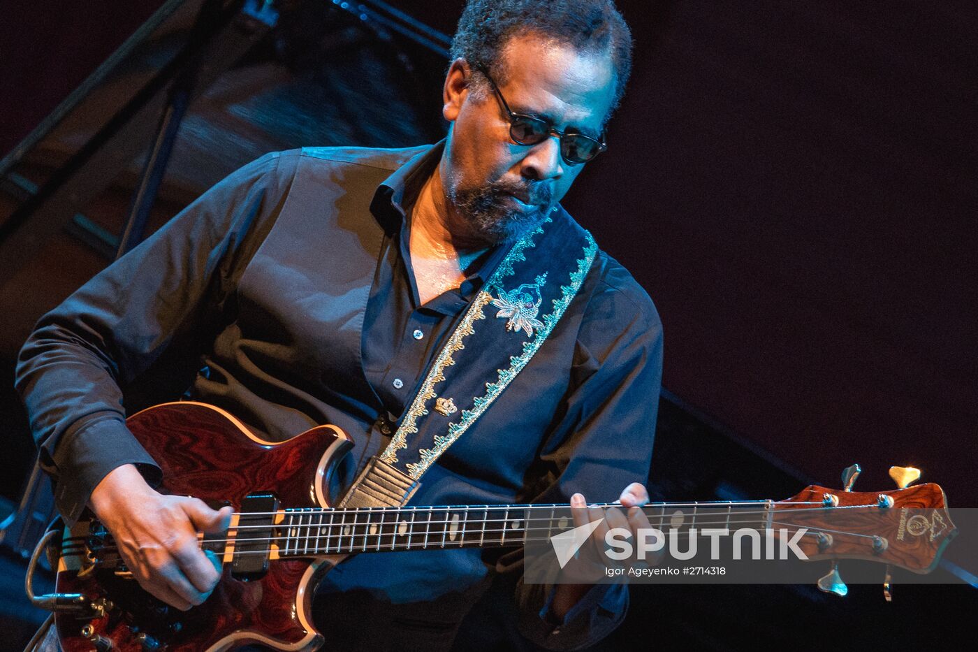 Jazz musician and composer Stanley Clarke performs in Moscow