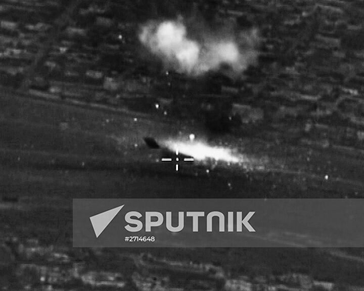 Russian Air Force strikes Islamic State oisitions in Syria