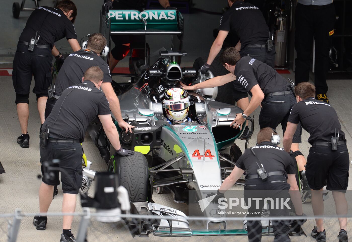 Auto racing. Formula-1. Russian Grand Prix. Free practice