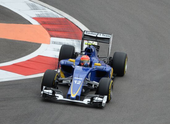 Auto racing. Formula-1. Russian Grand Prix. Free practice