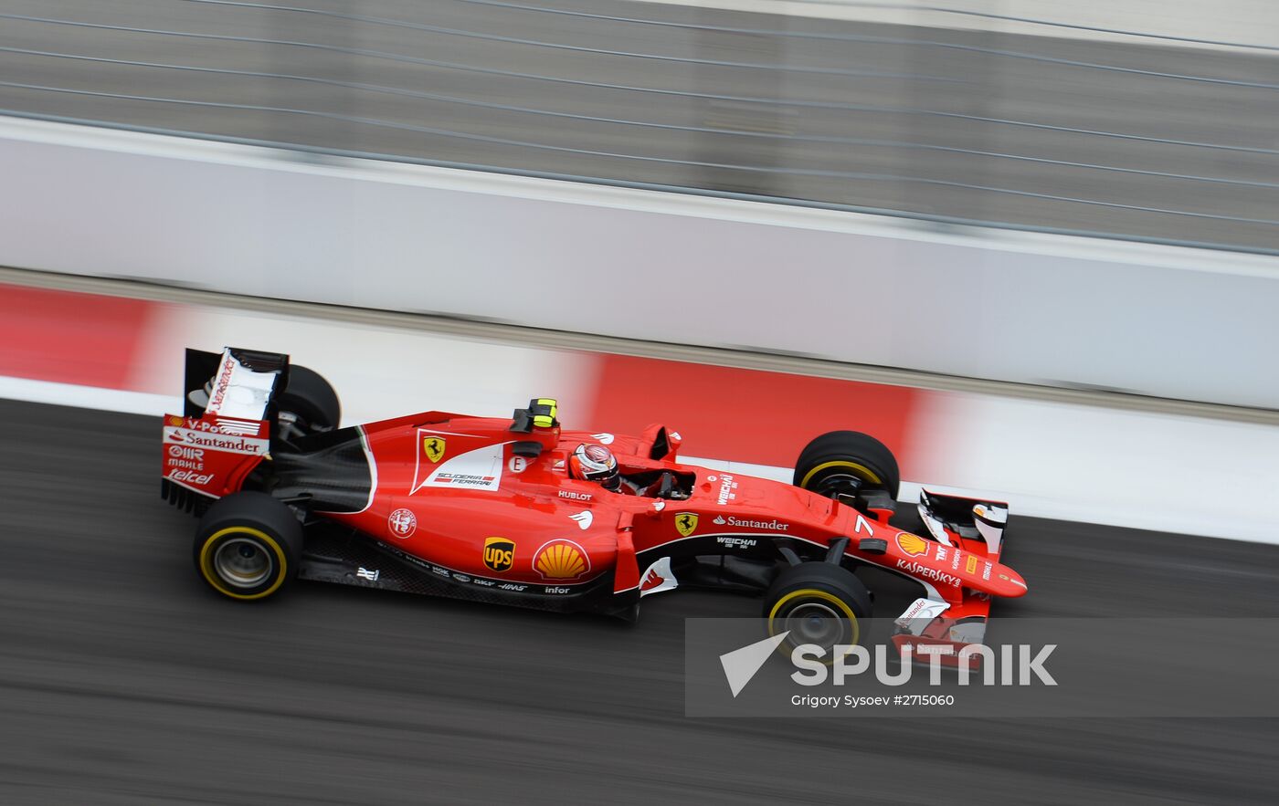 Auto racing. Formula-1. Russian Grand Prix. Free practice