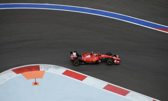 Auto racing. Formula-1. Russian Grand Prix. Free practice